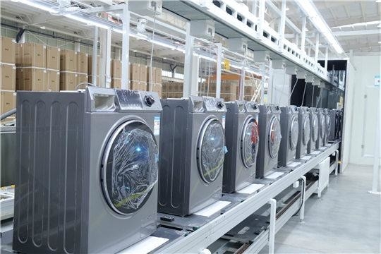 Ηλεκτρονική συσκευή για την παραγωγή ρούχων